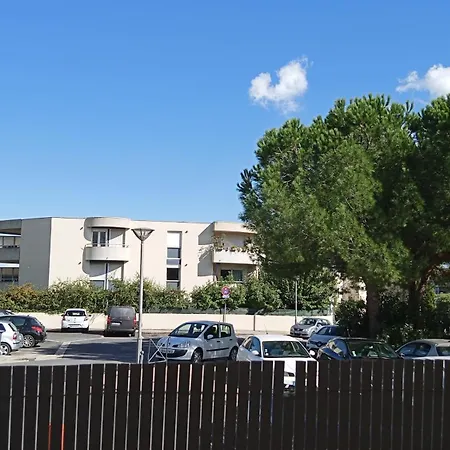 Apartmán T2 Avec Grande Terrasse Proche Du Departement *