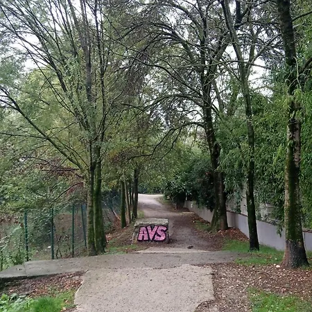 T2 Avec Grande Terrasse Proche Du Departement